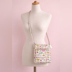 ✨ Coach Crossbody – Pre-Loved, Like New ✨